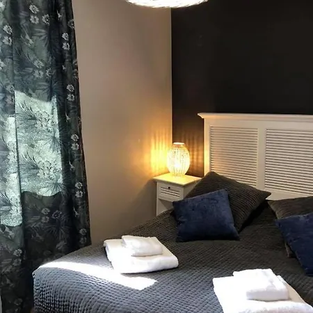 Les Du Domaine De Suzel Hotel