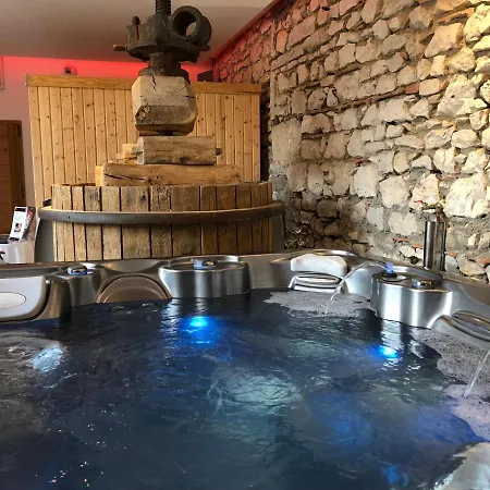 Hotel Les Du Domaine De Suzel